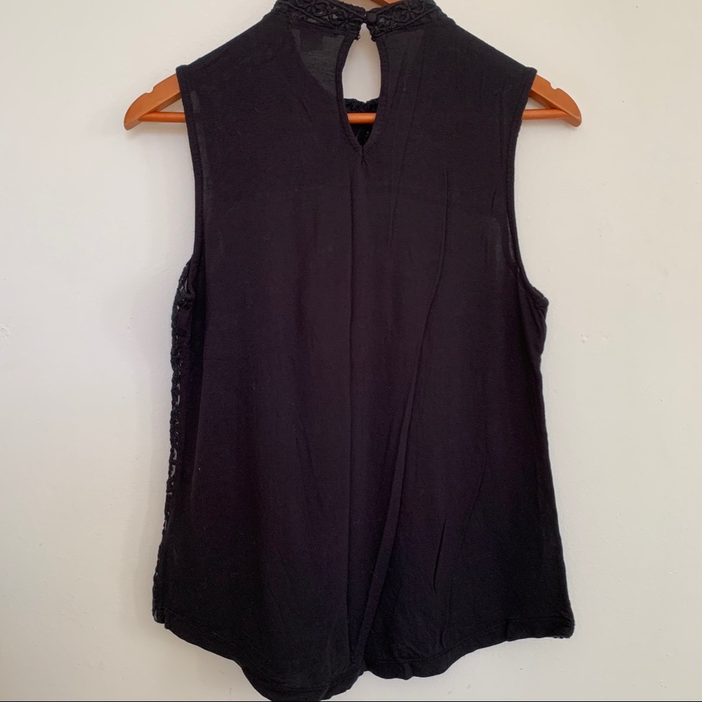 H&M Black Lace Sleeveless Top - Picture 2 of 8